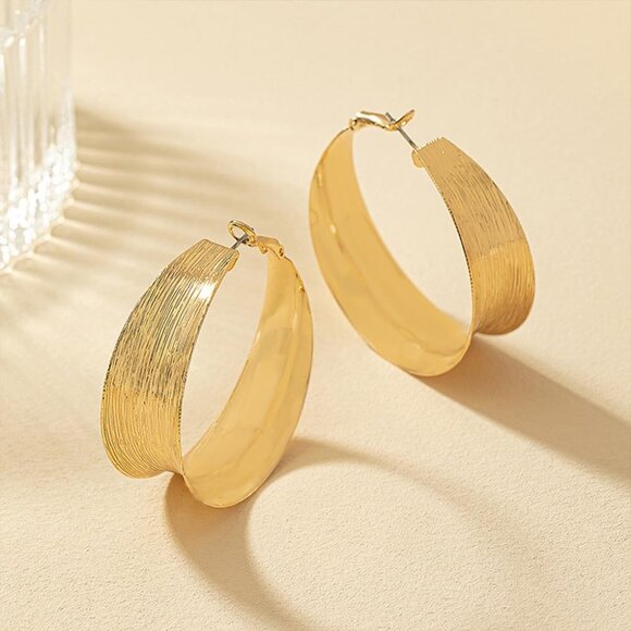 Chunky Gold Wide Band Hoop Earrings for Women, Thick Big Circle Round Statement - Picture 7 of 9